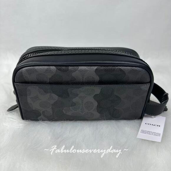 Coach Small Travel Kit In Signature Camo Print In Grey Multi CX879 NWT - Picture 1 of 8